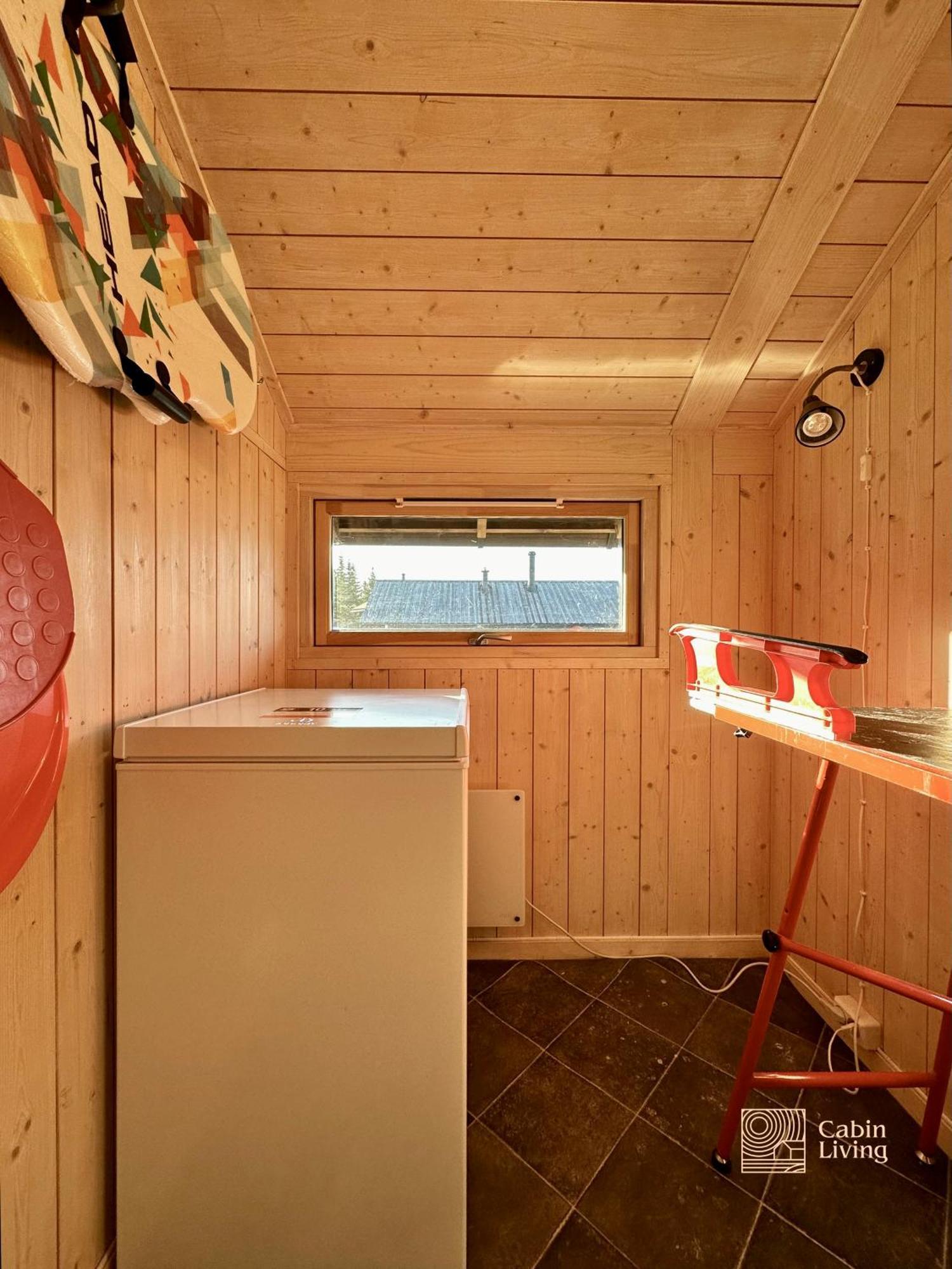 Modern Sports On With Sauna And Waxing Sjusjøen